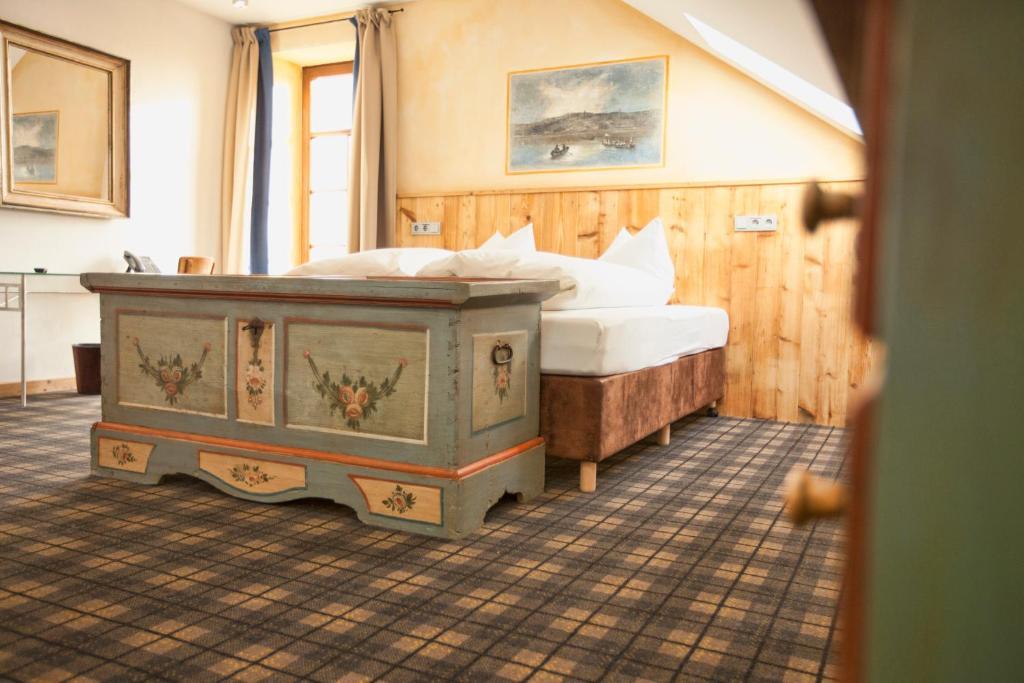Die Post Landgasthof Aufkirchen Berg am Starnberger See Phòng bức ảnh